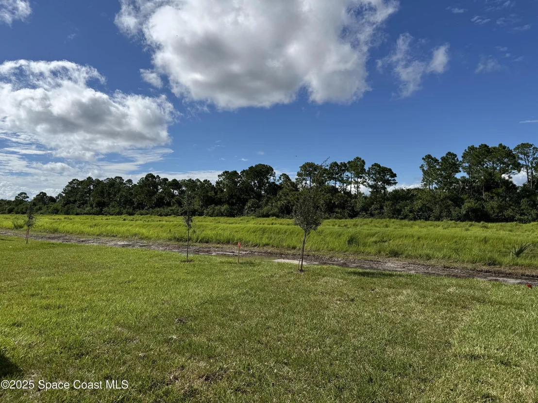 Photo of 1235 Kylar Drive NW