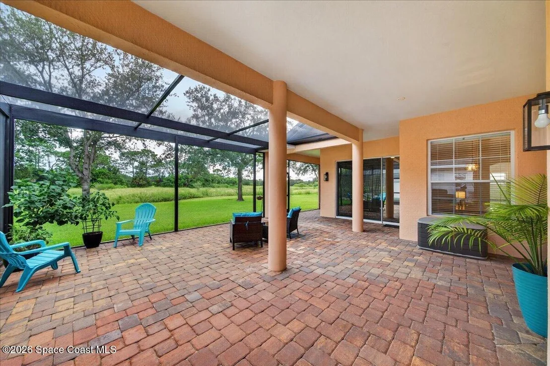 Photo of 1848 Windbrook Drive SE