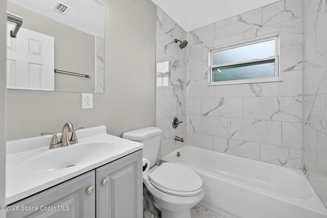 Photo of 1052 Jersey Street