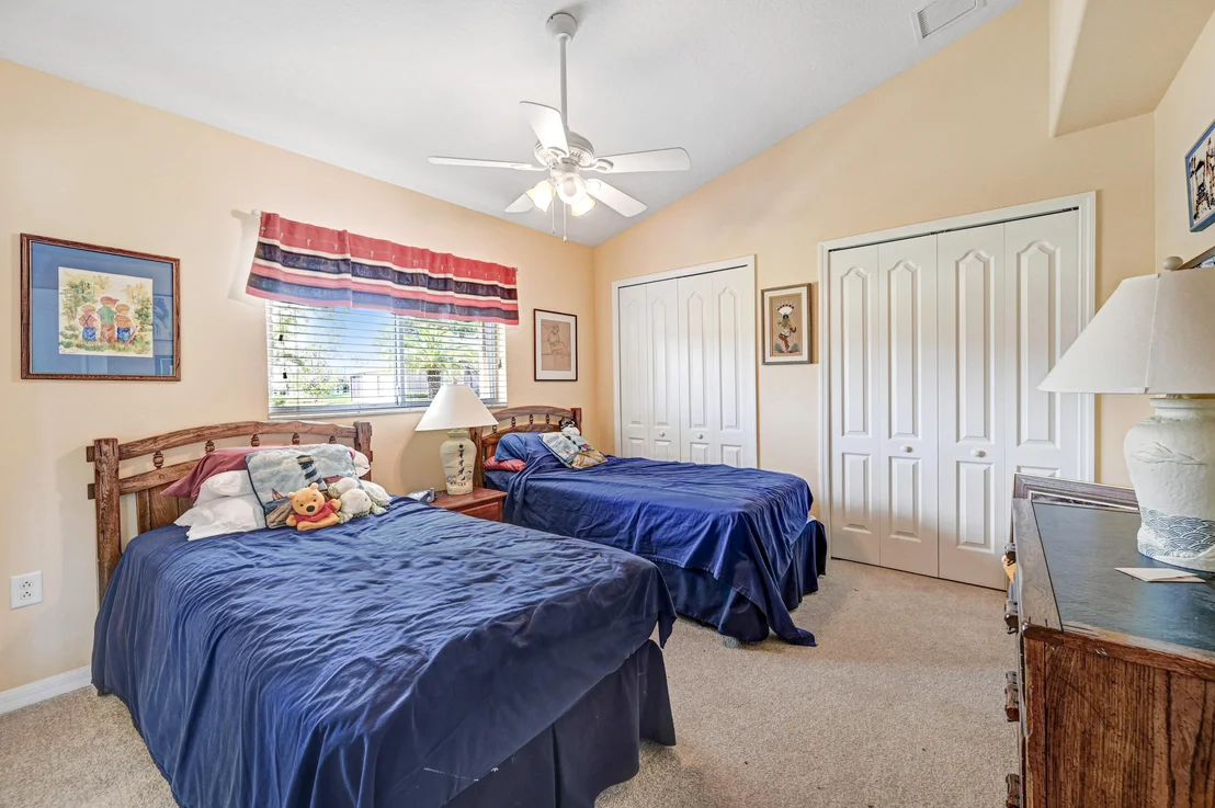 Photo of 6965 Renshaw Drive