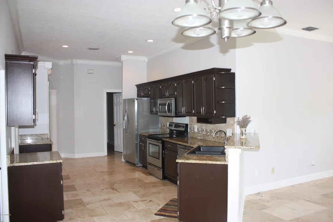 Photo of 213 Ivory Drive