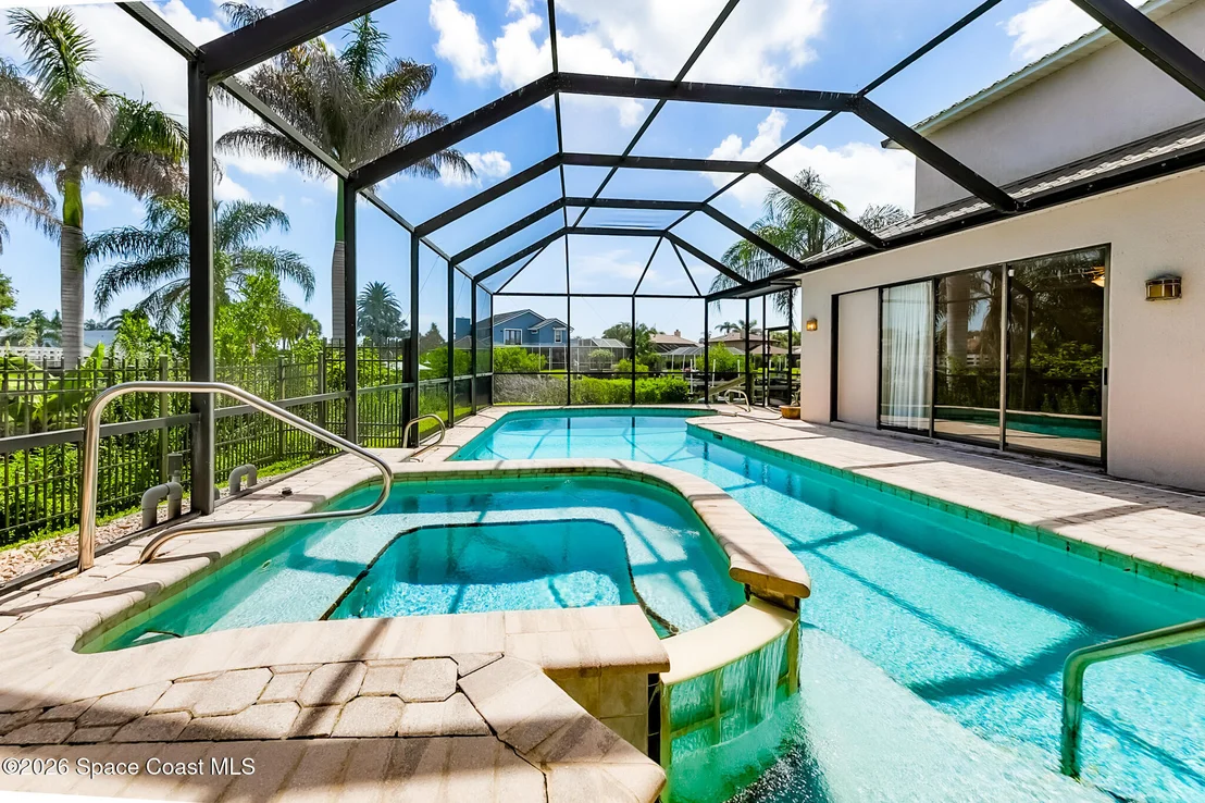 Photo of 515 Lanternback Island Drive