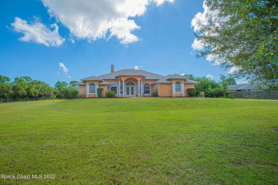 Photo of 2075 Mccain Lane