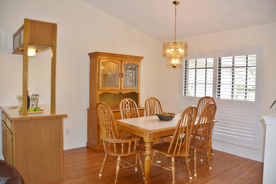 Photo of 1044 Fieldstone Drive
