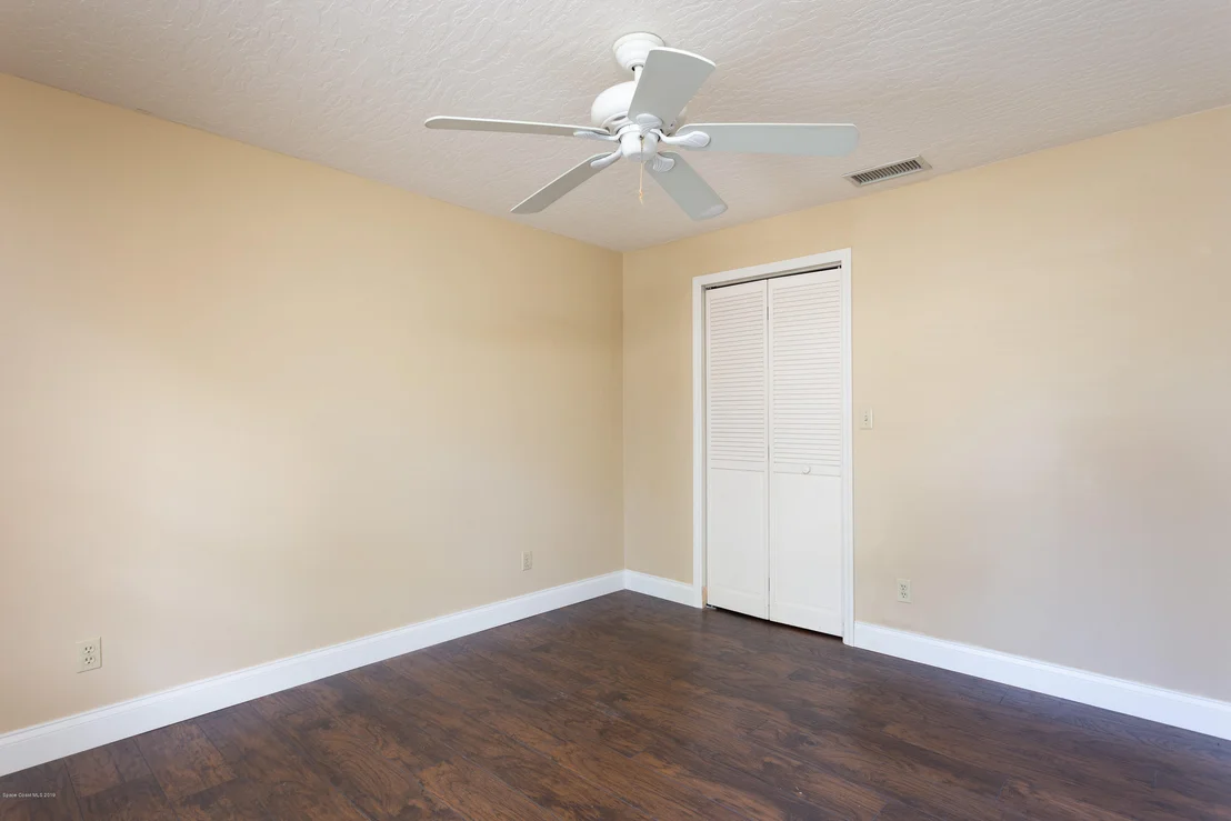 Photo of 1112 Scyphers Street NE