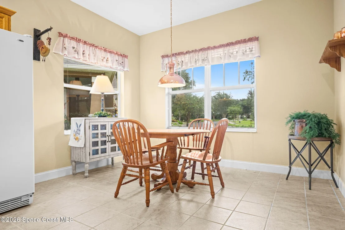 Photo of 511 Waterside Circle