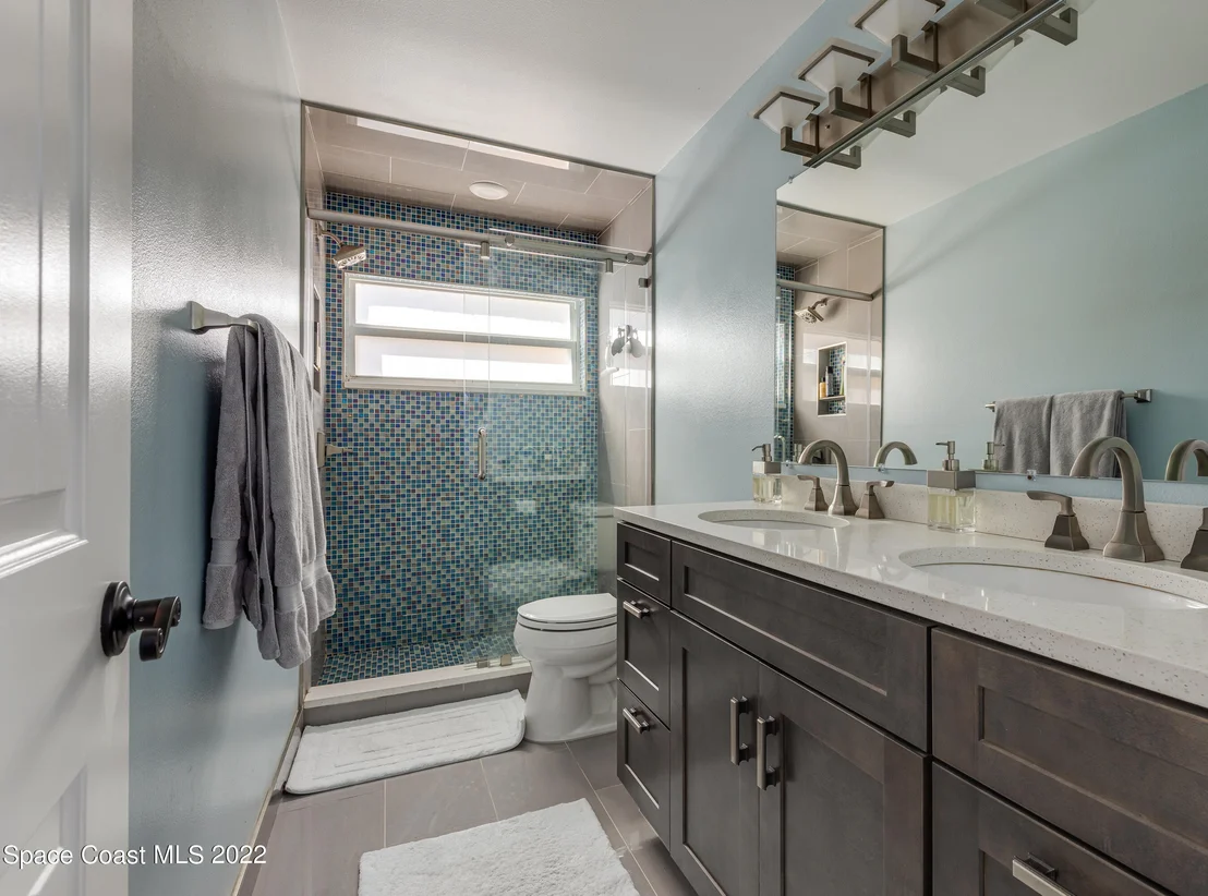 Photo of 1446 Brook Drive