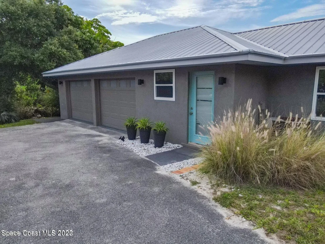 Photo of 1420 War Eagle Boulevard
