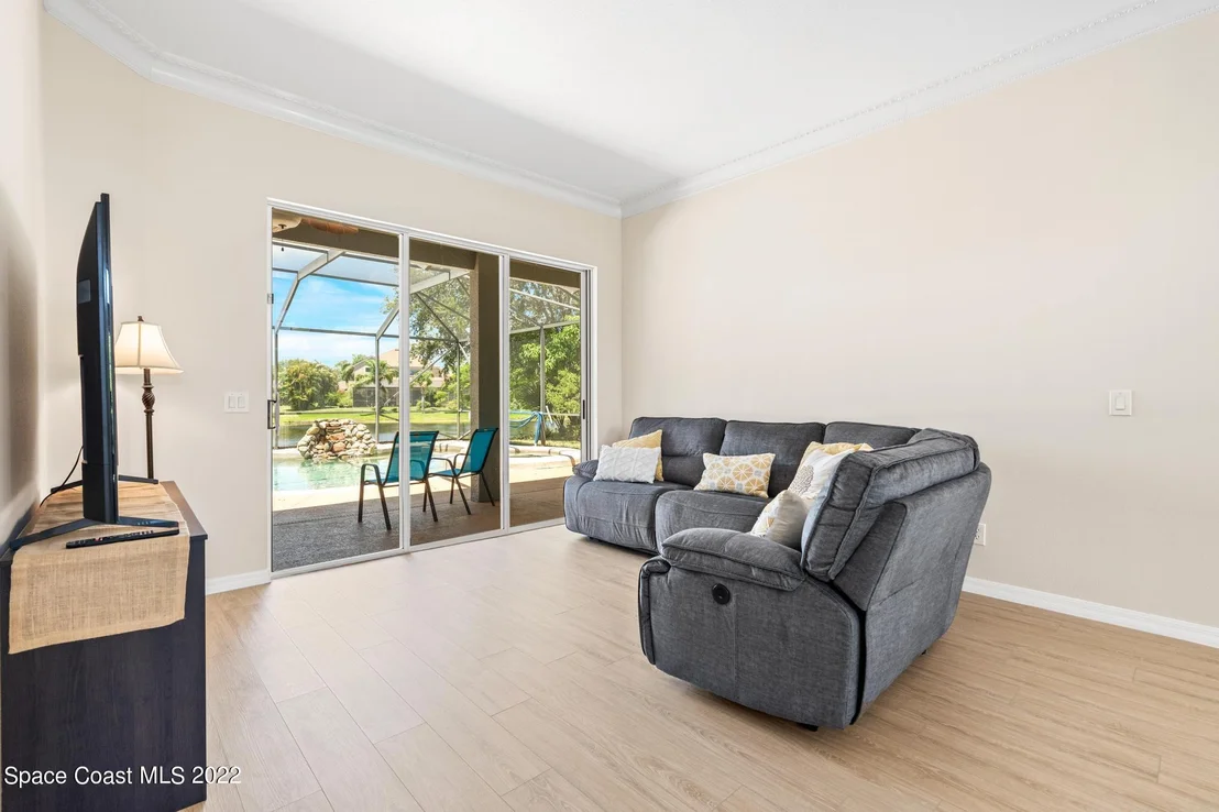 Photo of 3407 Peninsula Circle
