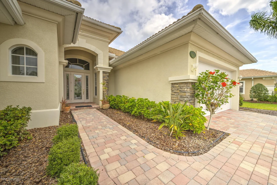 Photo of 6525 Arroyo Drive