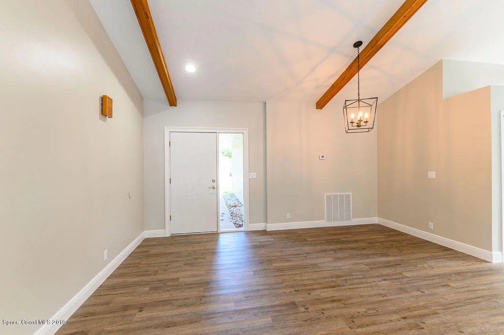 Photo of 2542 Lemon Street NE