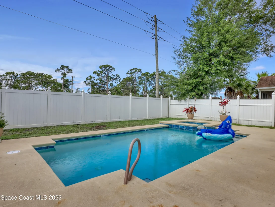 Photo of 74 Sedgewood Circle