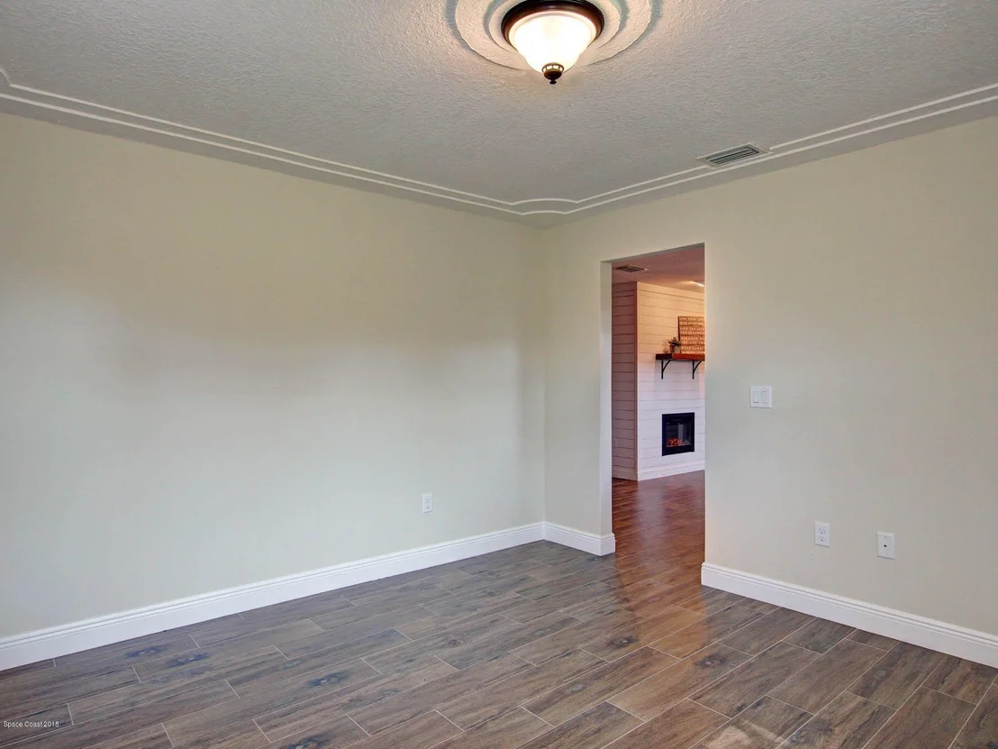 Photo of 4380 Country Road