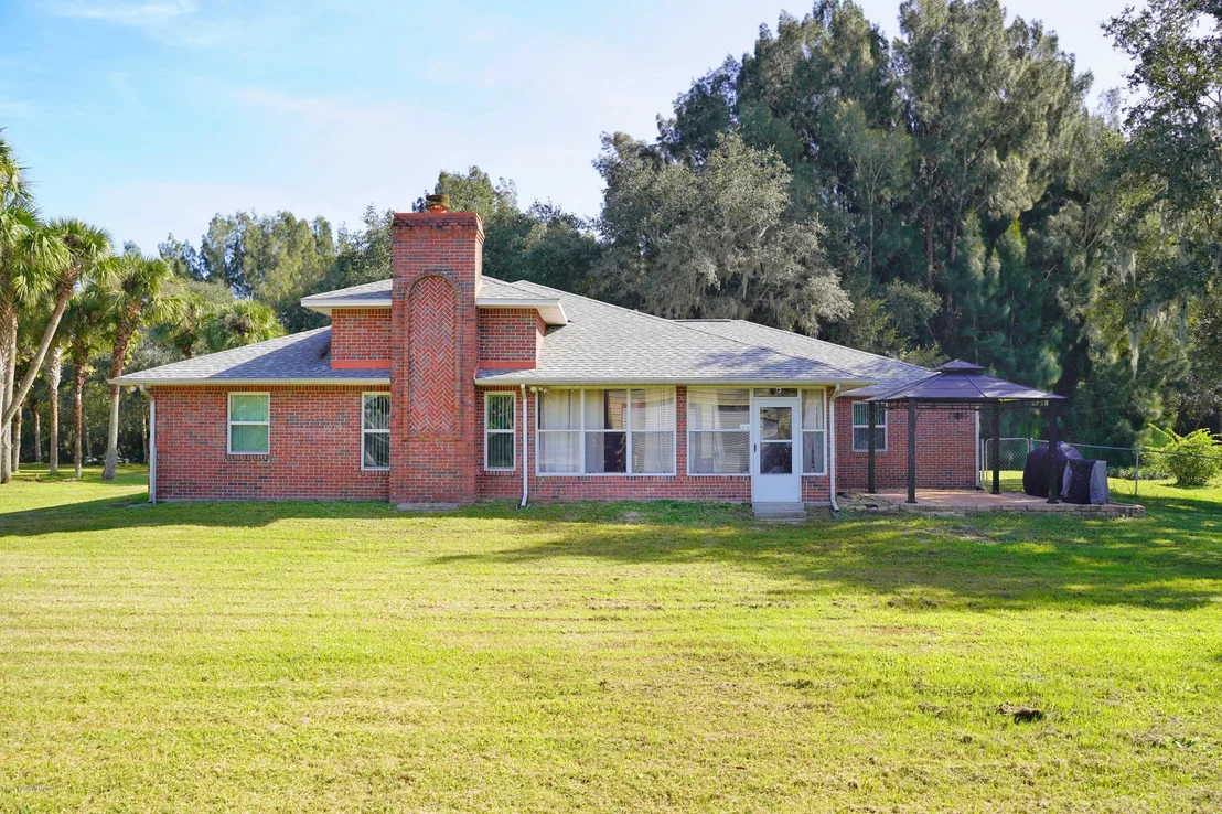 Photo of 440 N Burnett Road