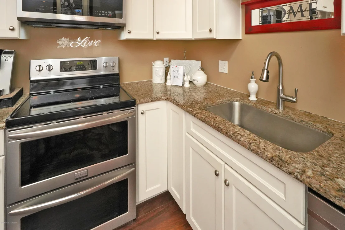 Photo of 939 Pine Baugh Street