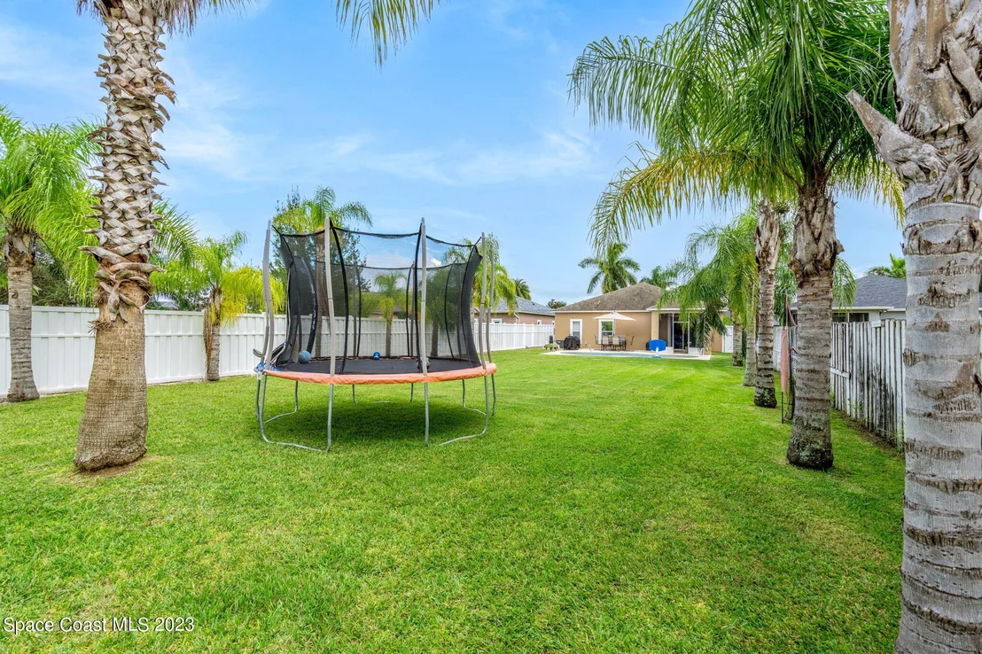 Photo of 5916 Indigo Crossing Drive
