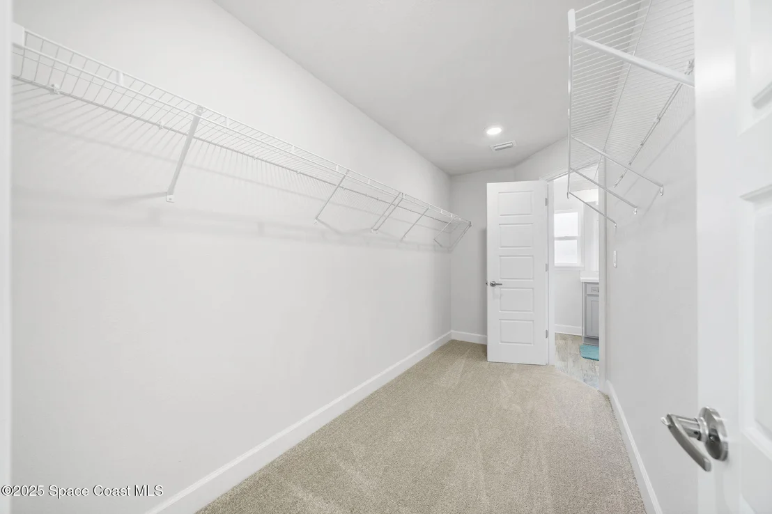 Photo of 920 Lyons Circle NW