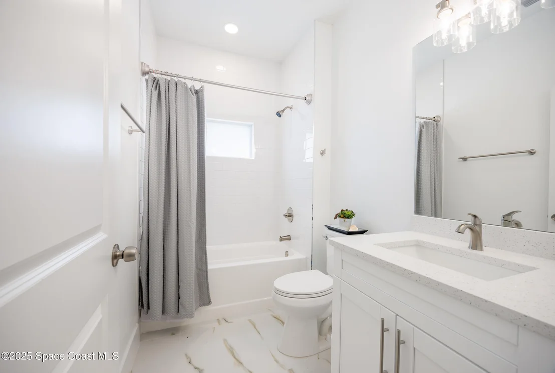 Photo of 702 Shady Lane