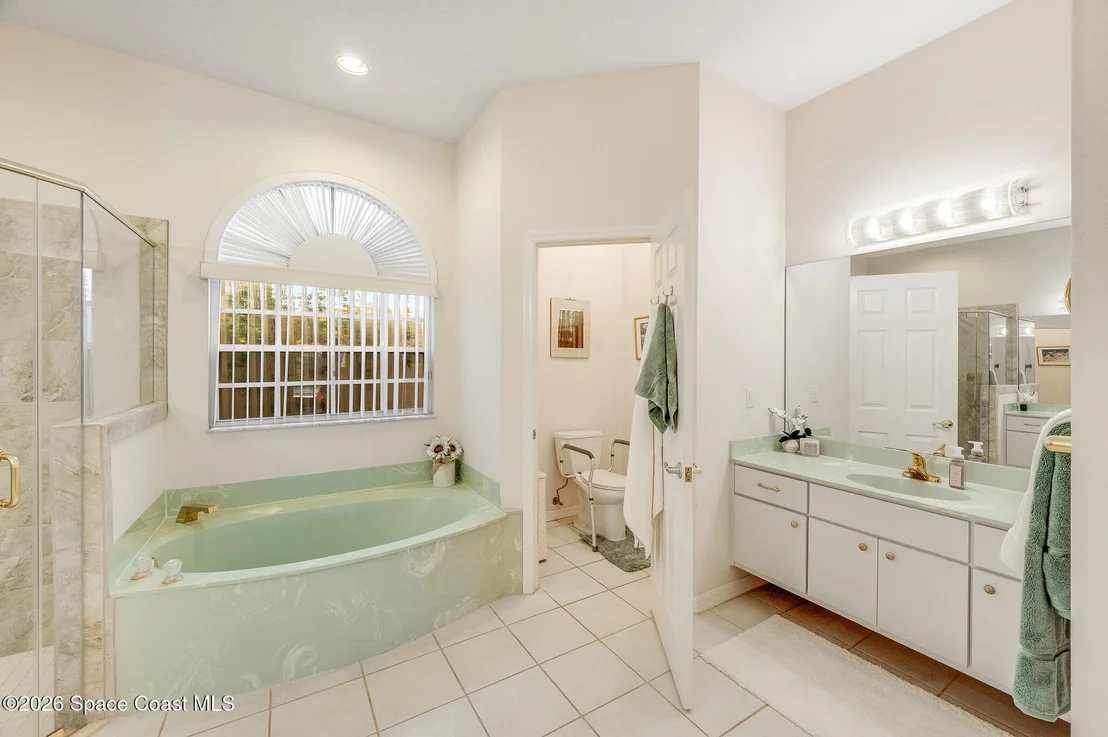 Photo of 370 Normandy Drive