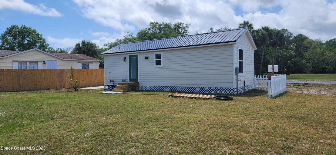 Photo of 209 Teal Drive