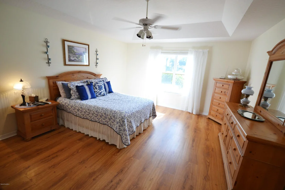 Photo of 2093 Lionel Drive