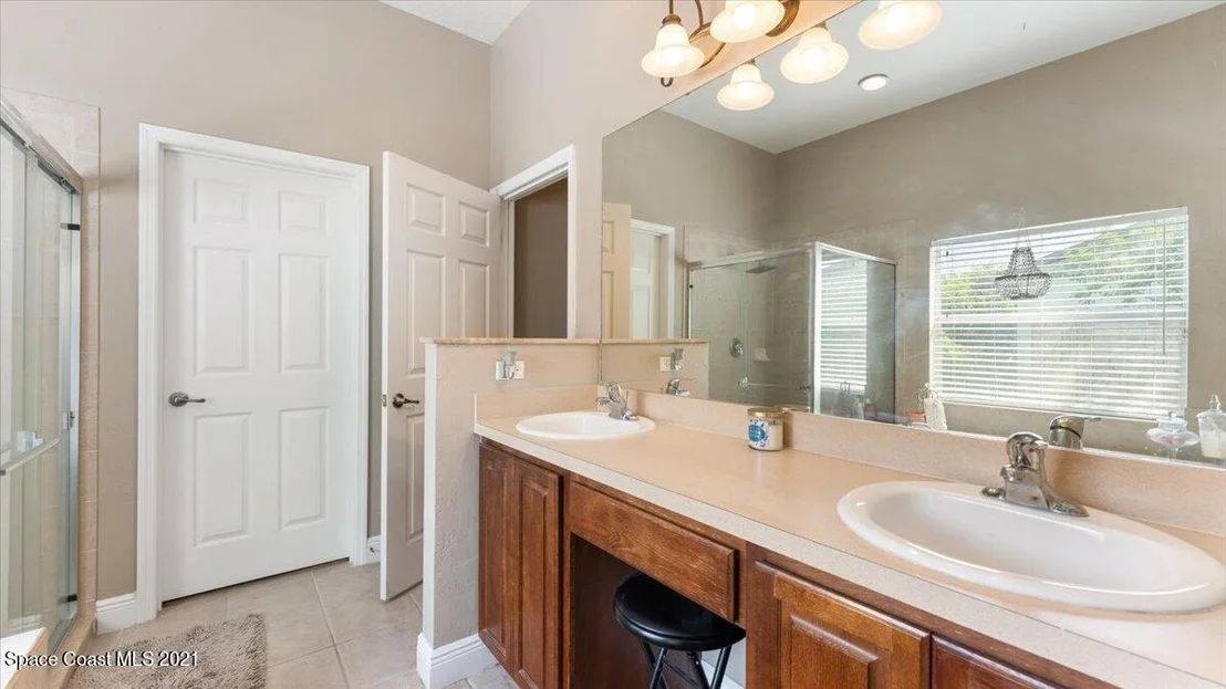 Photo of 6065 Grissom Parkway