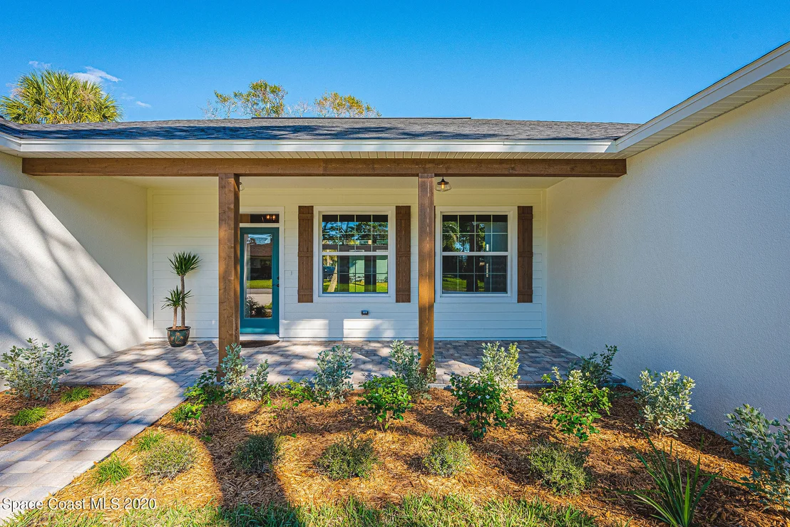 Photo of 431 Crescent Drive