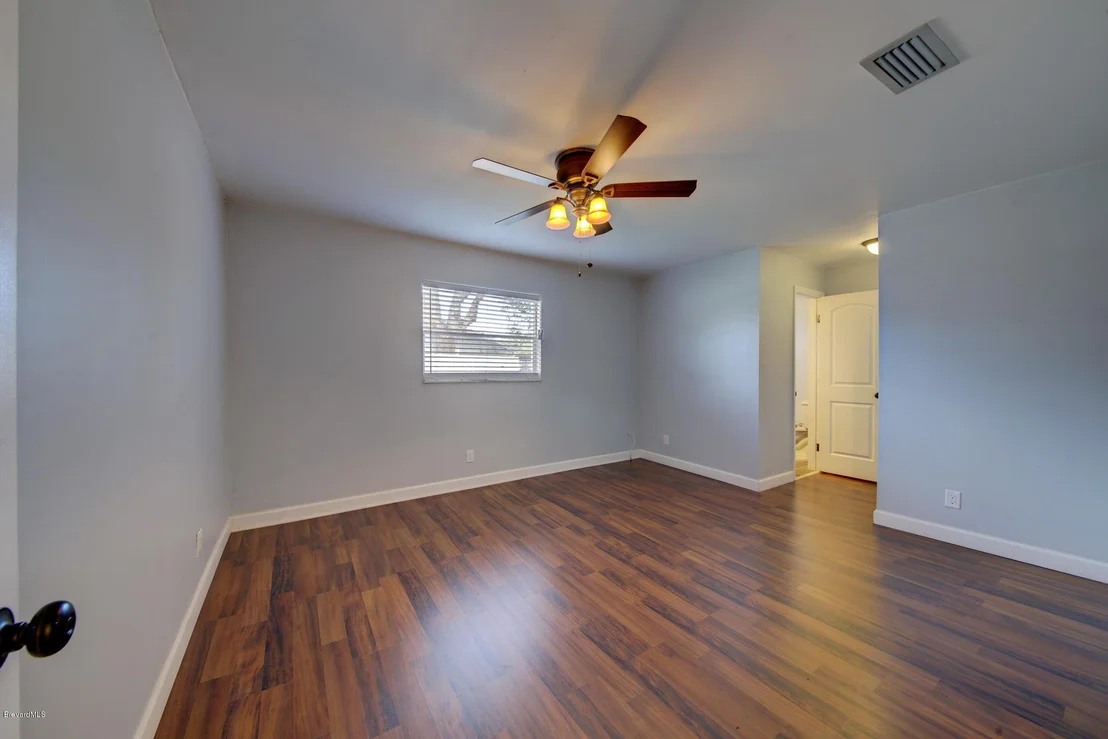 Photo of 1284 Troon Way