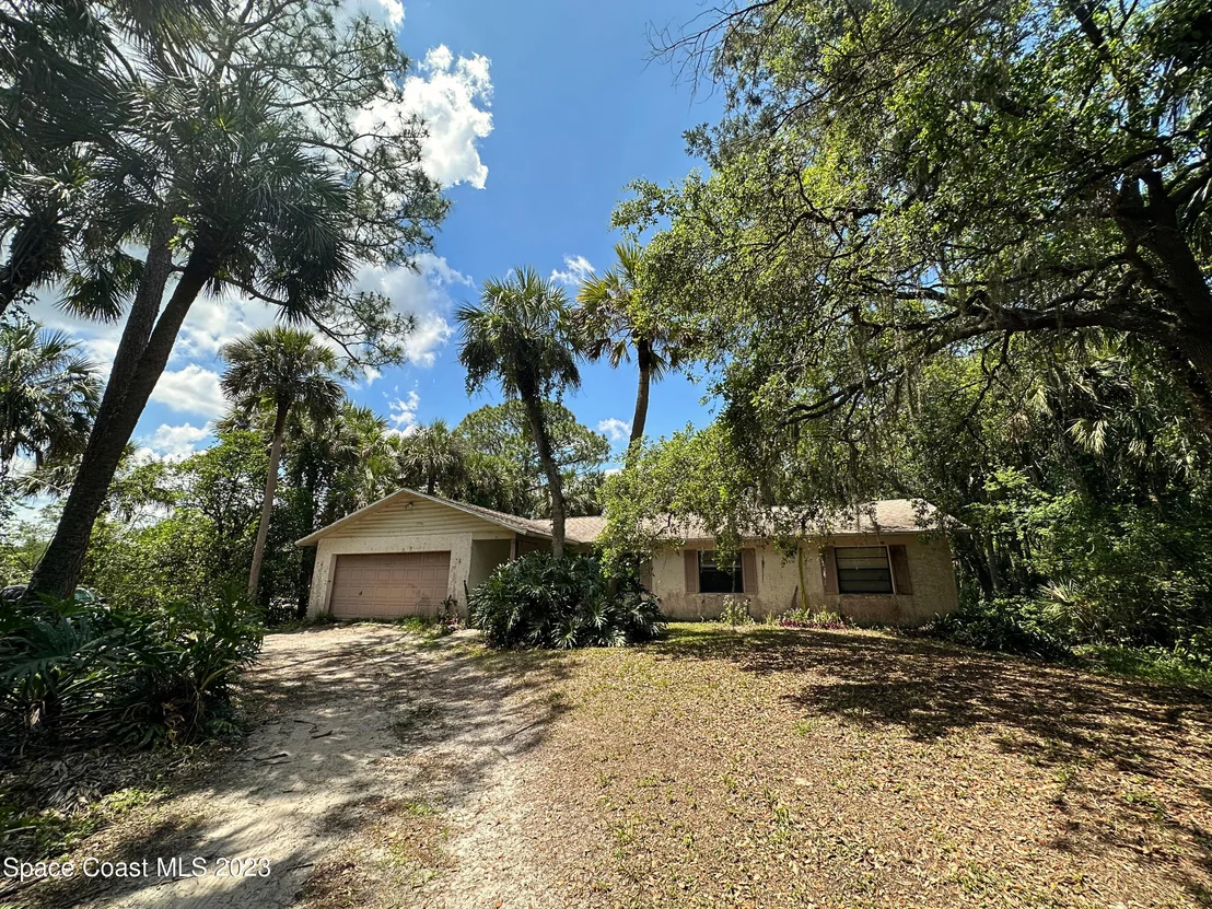 Photo of 5360 Avocado Avenue