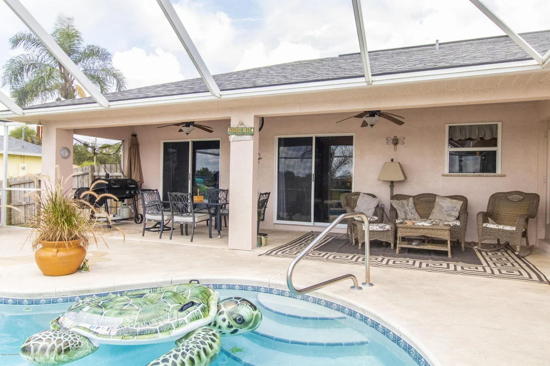 Photo of 6281 Golfview Avenue