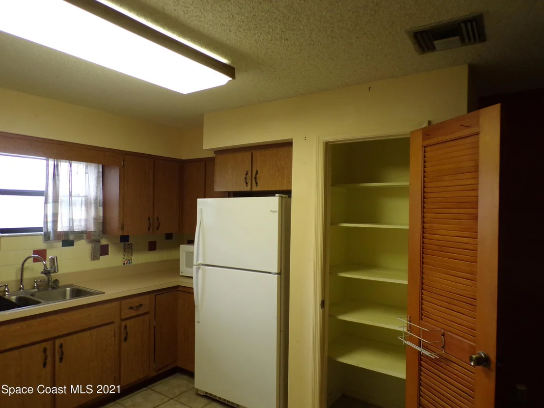 Photo of 398 Fordham Street