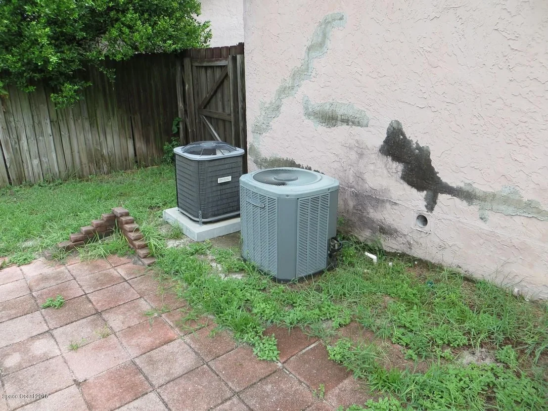 Photo of 1040 Sycamore Drive