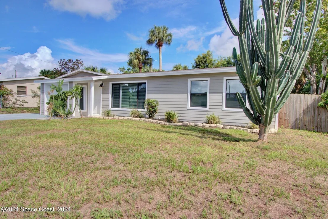 Photo of 1050 Barclay Drive