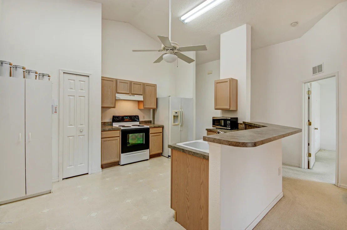 Photo of 1124 Sedgewood Circle
