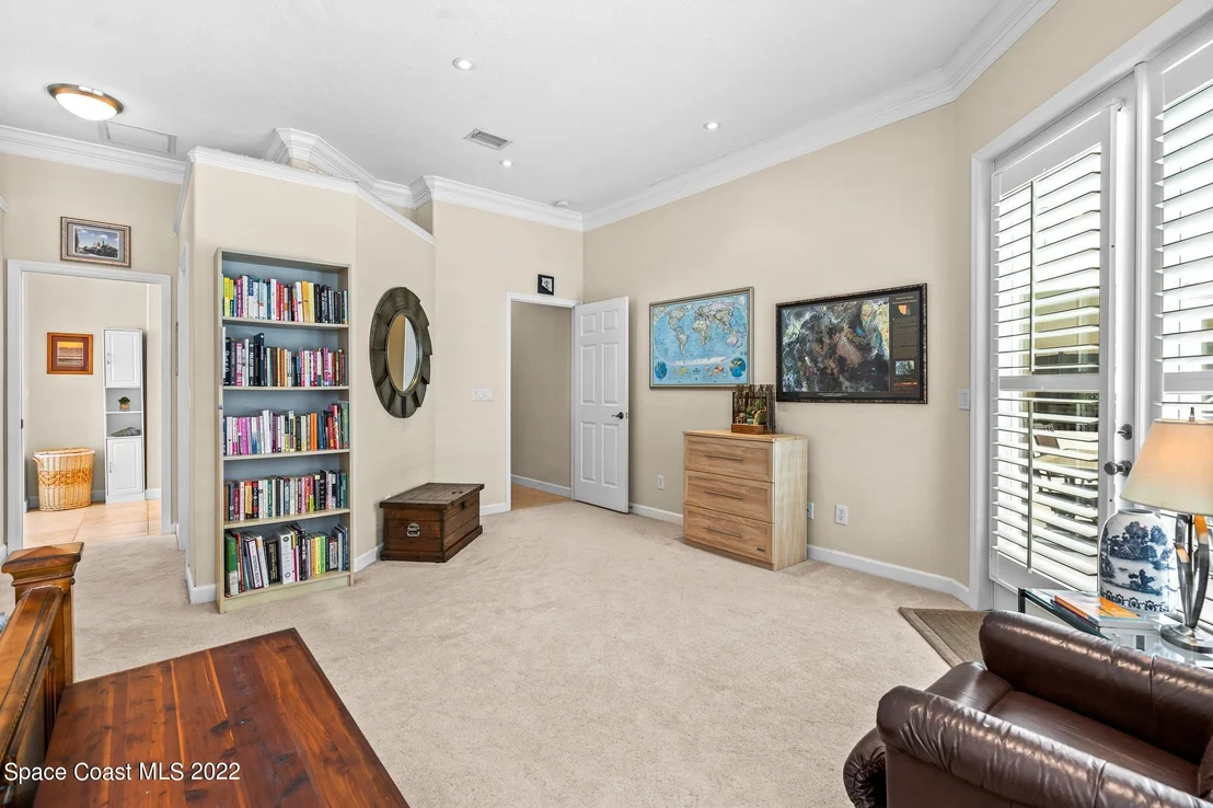 Photo of 356 Southampton Drive