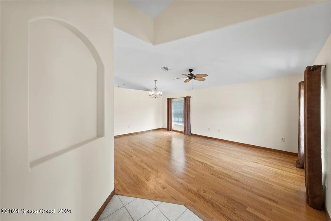 Photo of 1791 Sun Gazer Drive