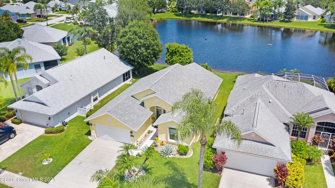 Photo of 2589 Addington Circle