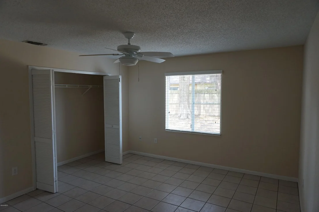 Photo of 850 Pine View Avenue