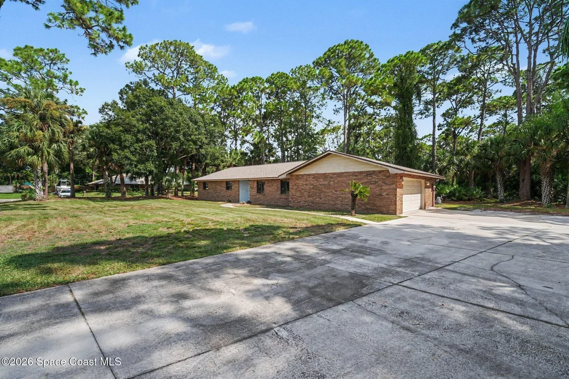 Photo of 8001 Pine Needle Lane