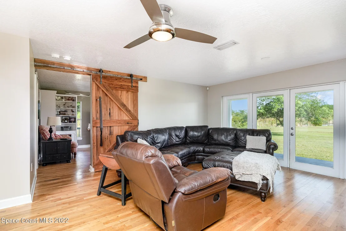 Photo of 1780 Benjamin Road