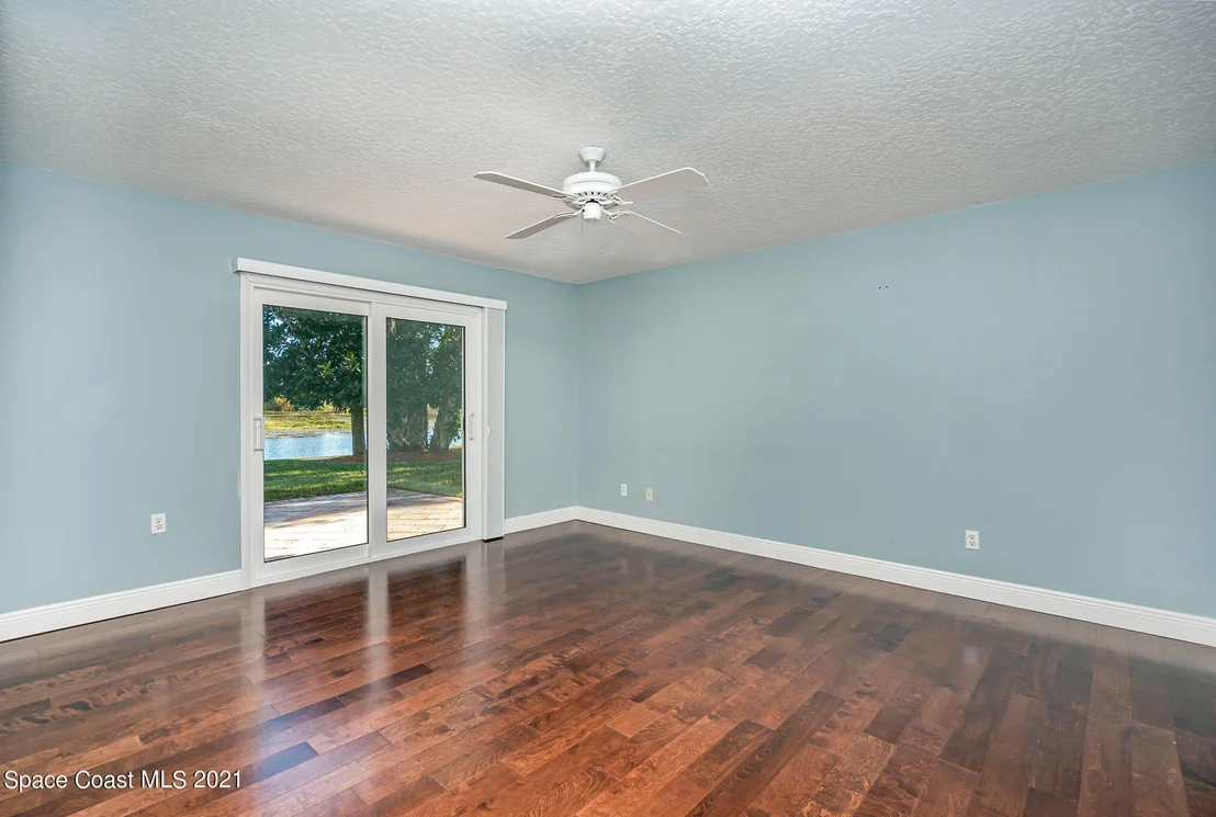 Photo of 1129 Continental Avenue