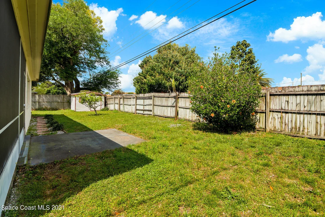 Photo of 934 Kings Post Road
