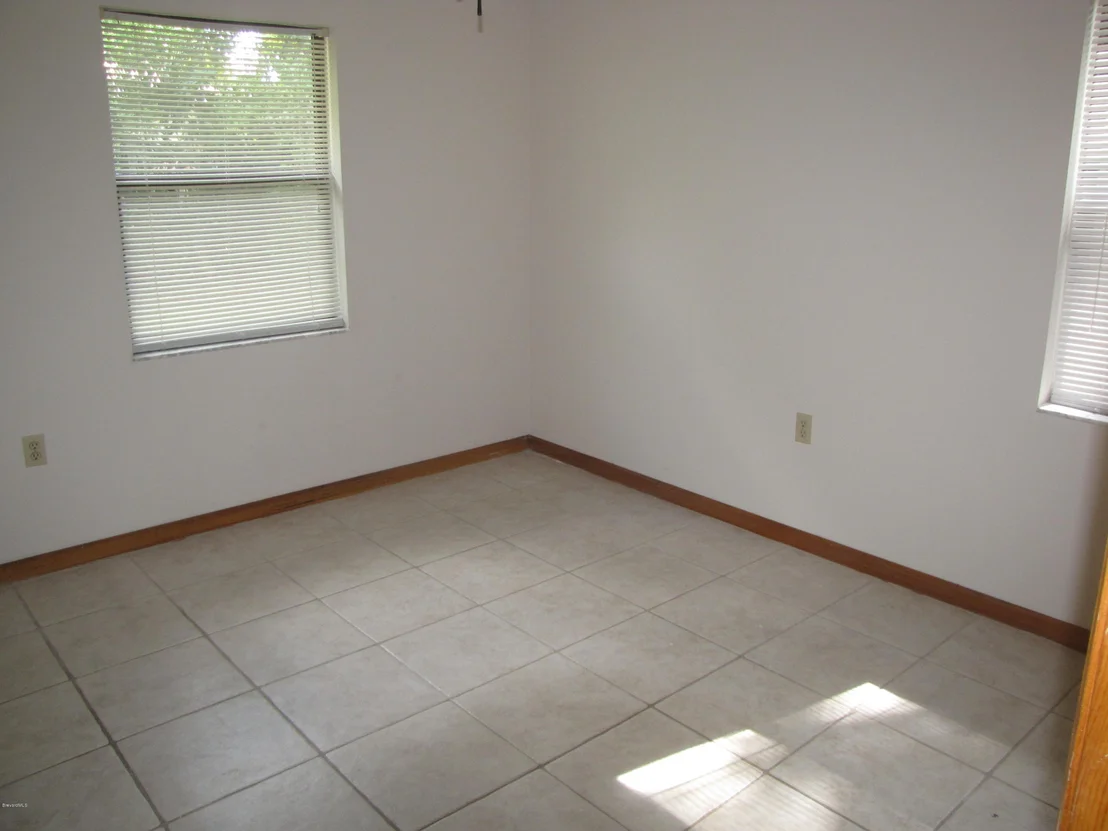 Photo of 5332 JAMAICA Road