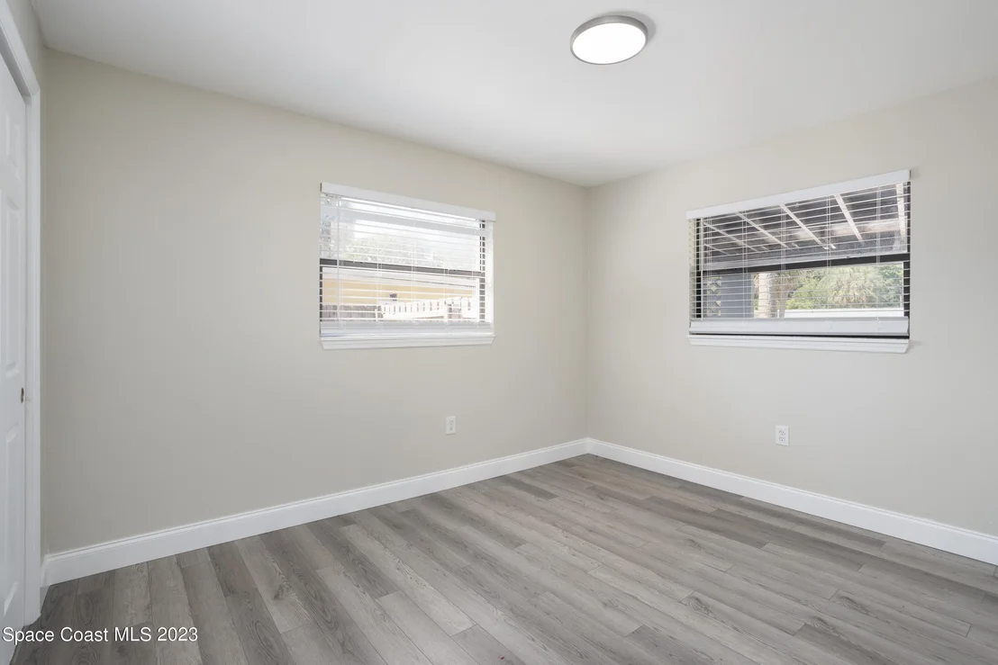 Photo of 34 Knollwood Drive