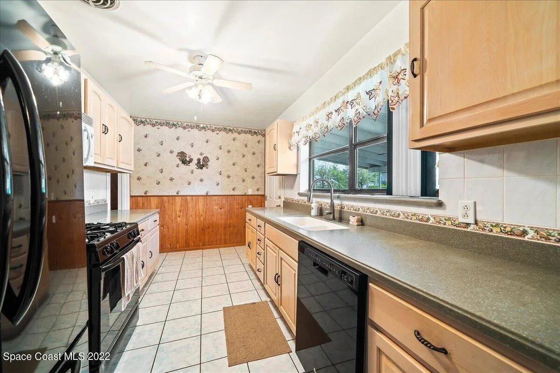 Photo of 926 Glenmore Circle