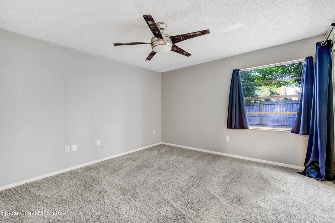 Photo of 810 Pine Valley Court