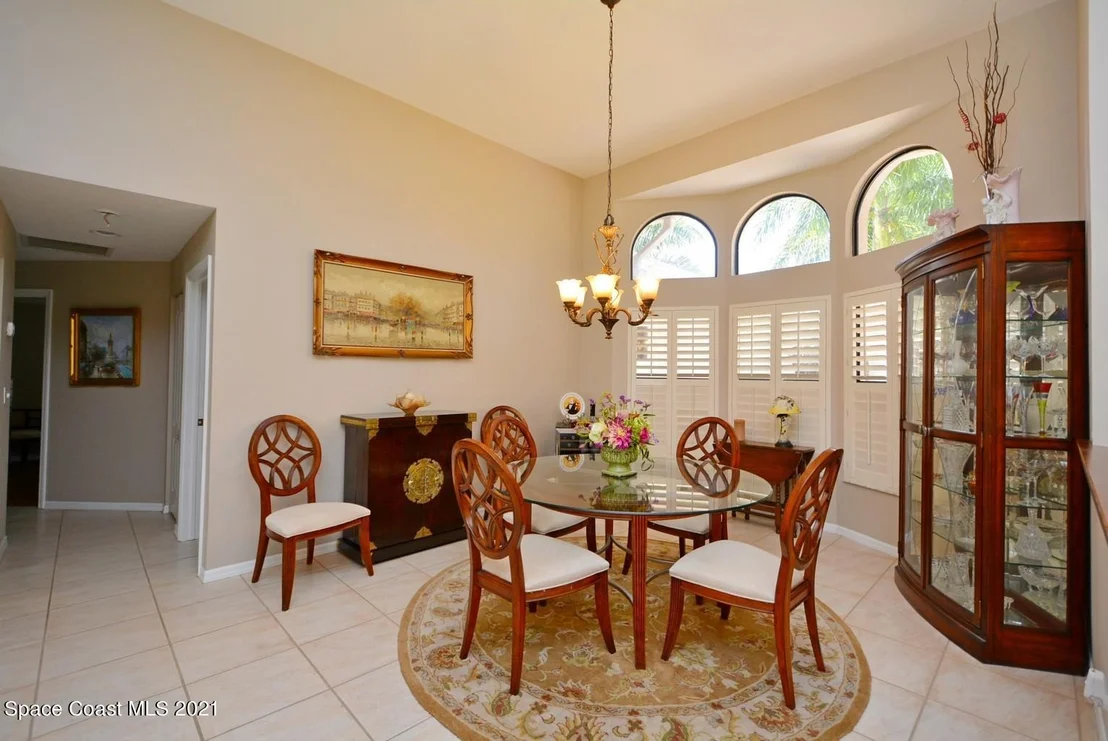 Photo of 1377 Silver Lake Drive