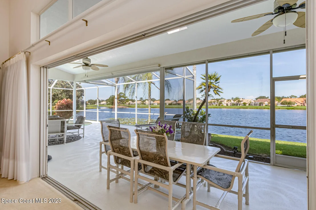 Photo of 986 Somerset Lane