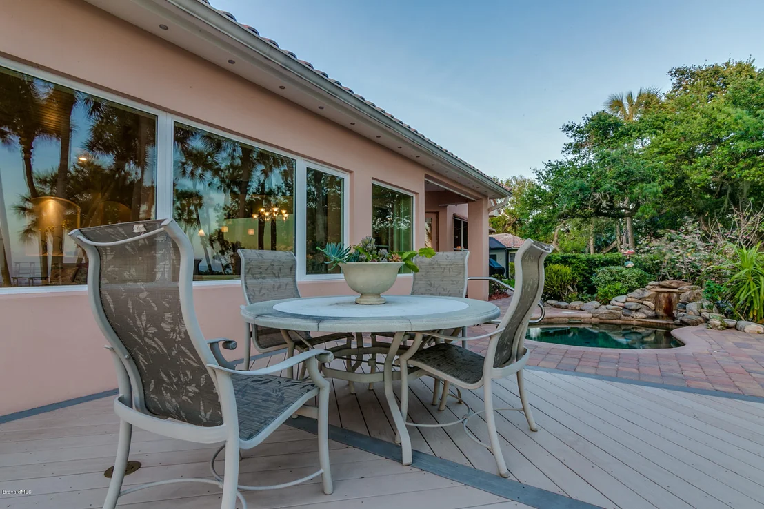 Photo of 290 Hammock Shore Drive