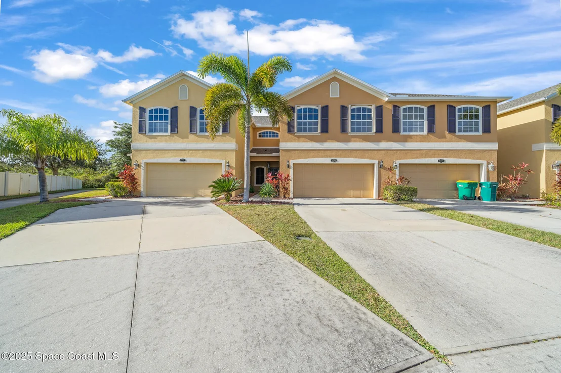 Photo of 3202 Arden Circle E